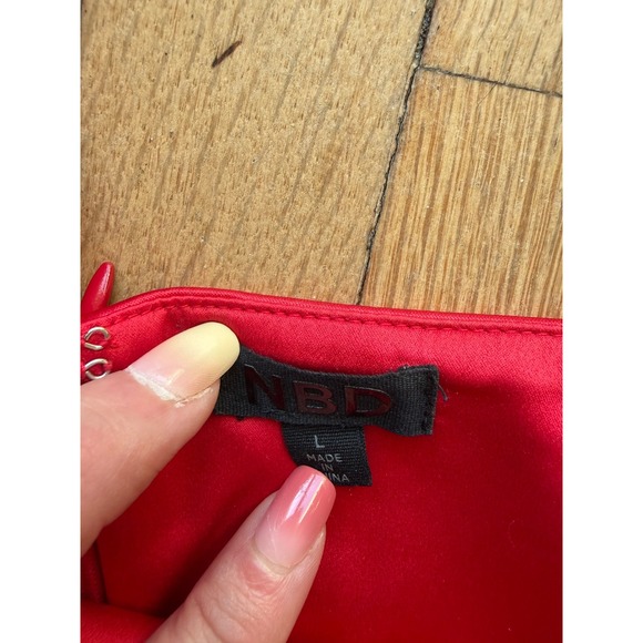 NBD Red Satin One Shoulder Mini Dress Asymmetrical Long Sleeve Cocktail Party L - Picture 4 of 4